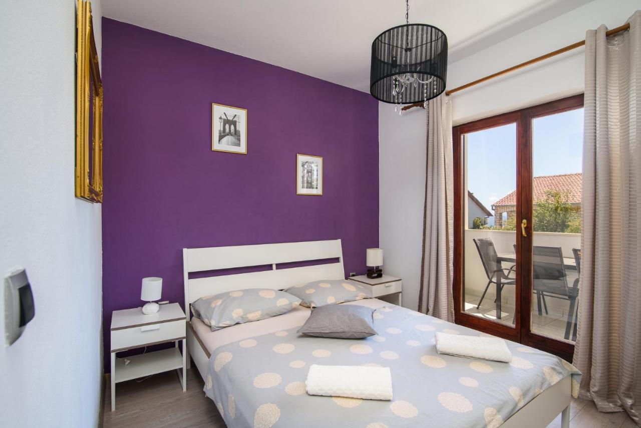 Apartments Kristo Трогір Екстер'єр фото