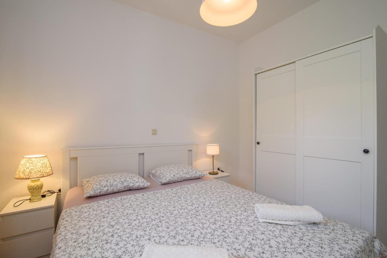 Apartments Kristo Трогір Екстер'єр фото