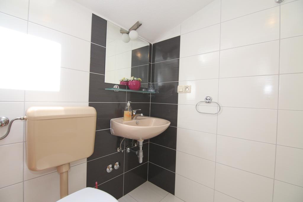 Apartments Kristo Трогір Екстер'єр фото