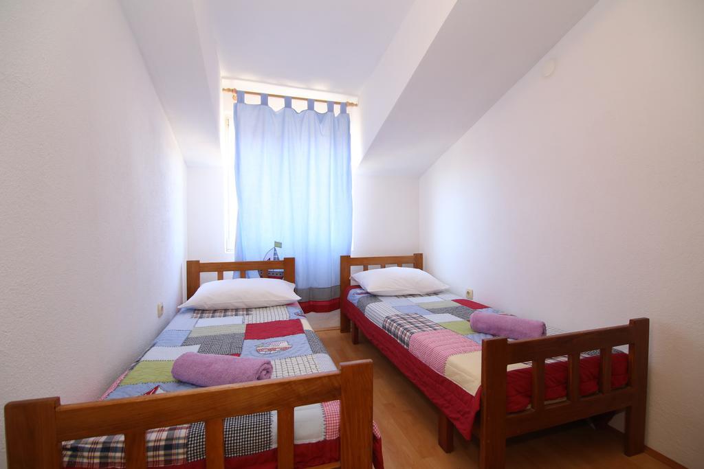 Apartments Kristo Трогір Екстер'єр фото