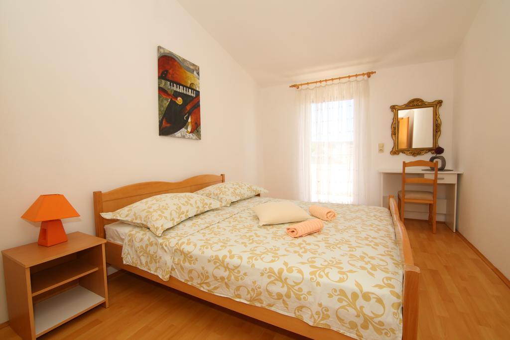 Apartments Kristo Трогір Екстер'єр фото