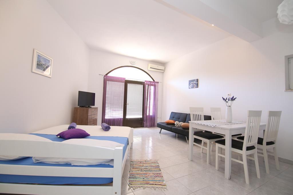 Apartments Kristo Трогір Екстер'єр фото